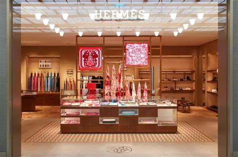 hermes boutique roissy.